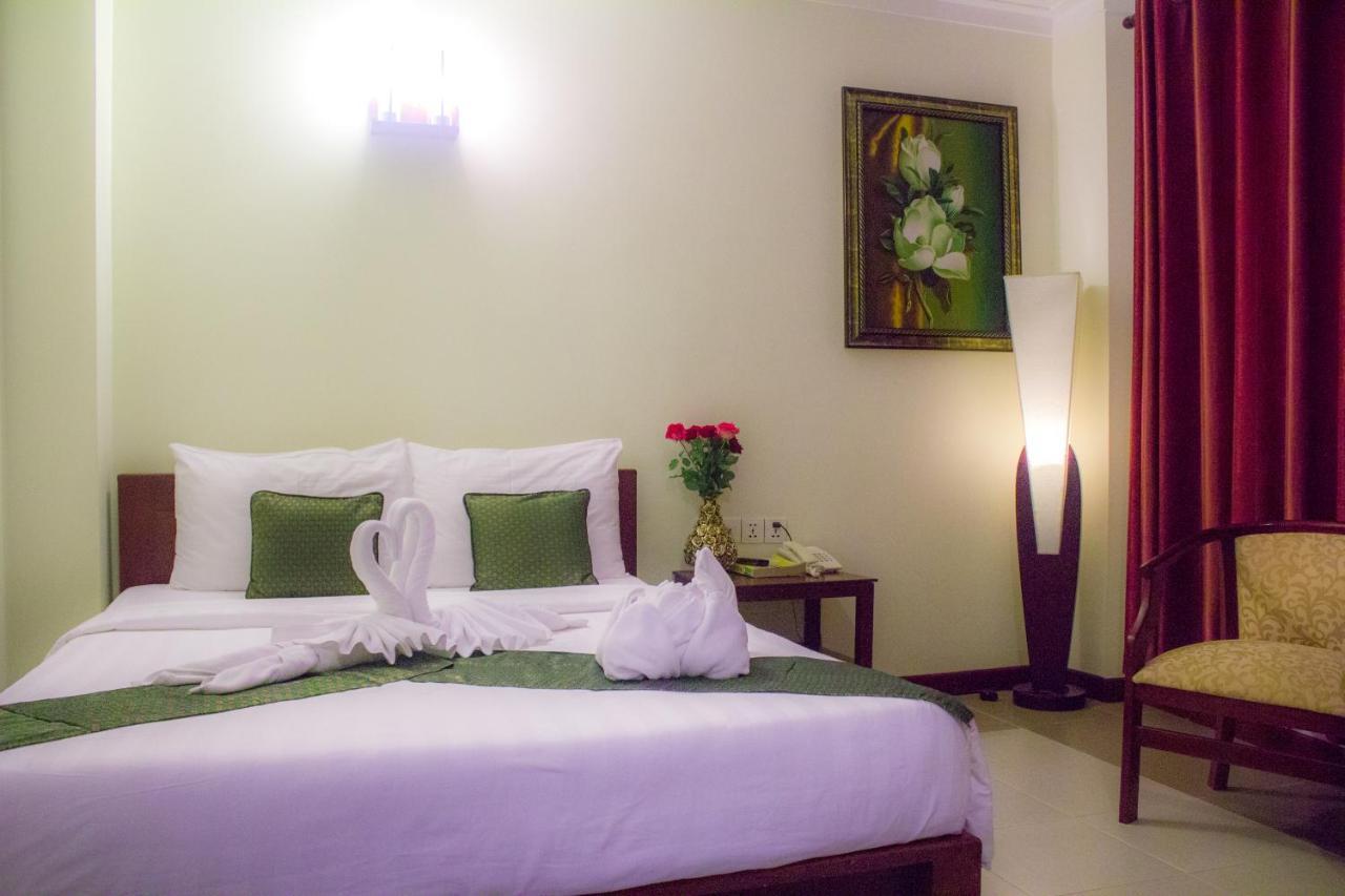 V N E Hotel พนมเปญ ภายนอก รูปภาพ