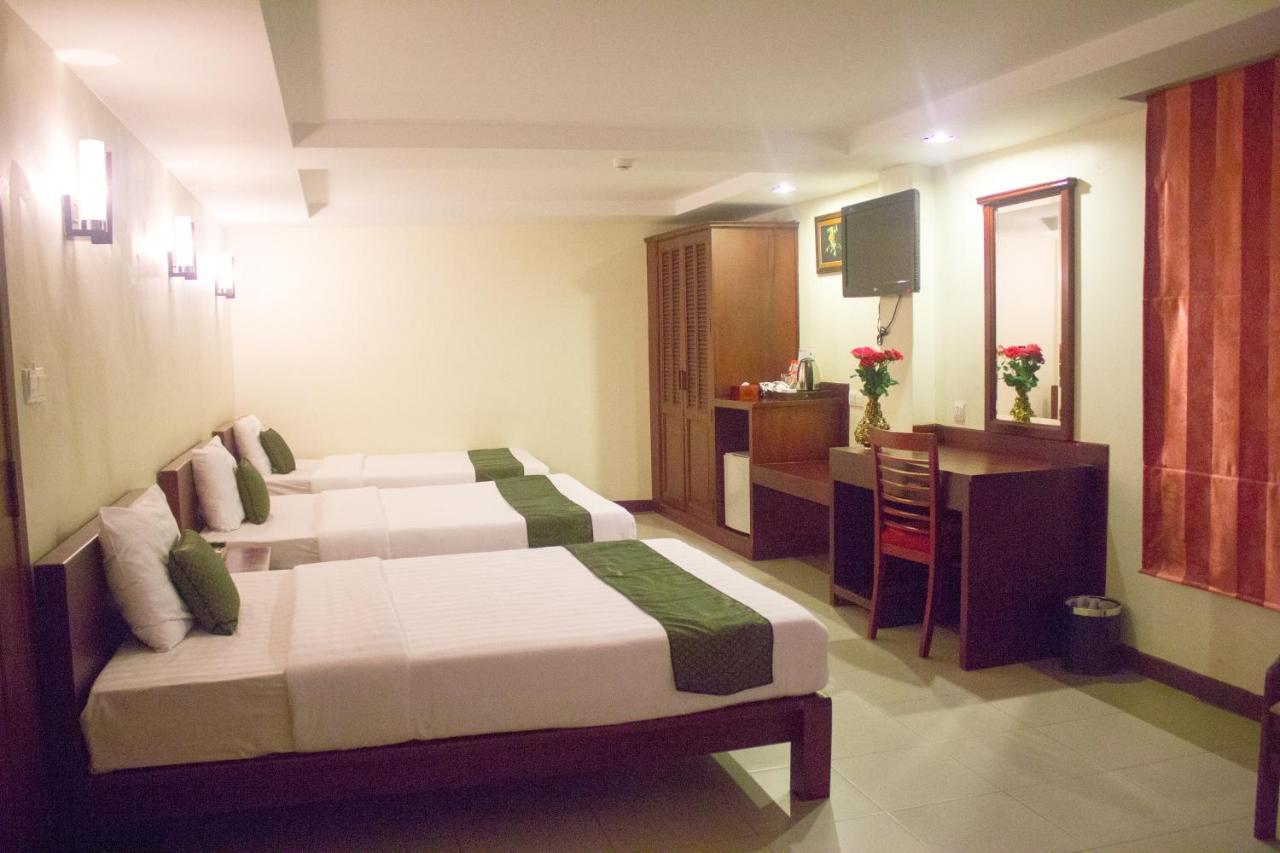 V N E Hotel พนมเปญ ภายนอก รูปภาพ
